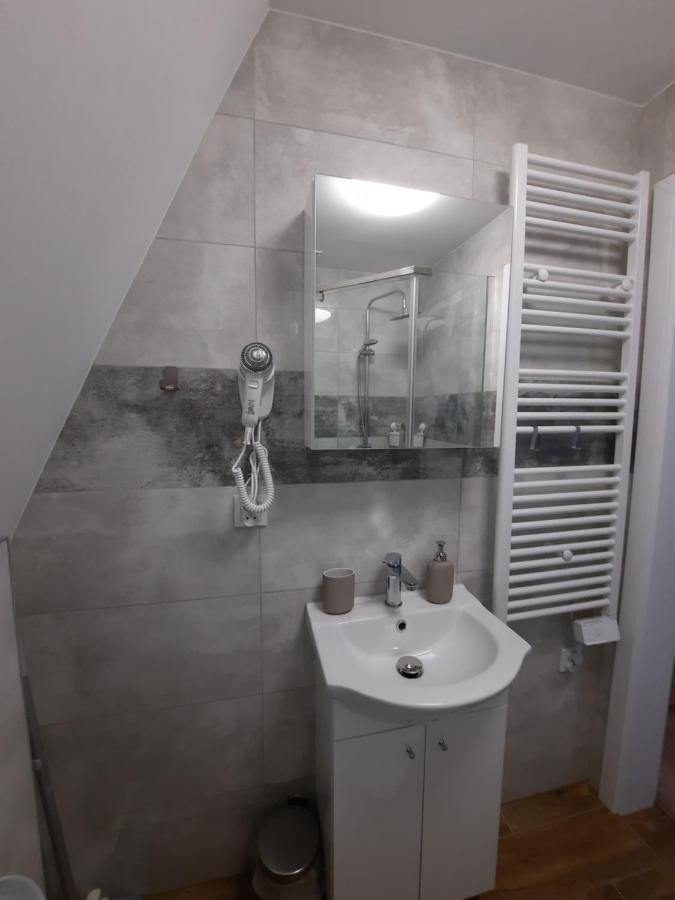 Domki Na Sudeckiej Polanie Stronie Slaskie Luaran gambar